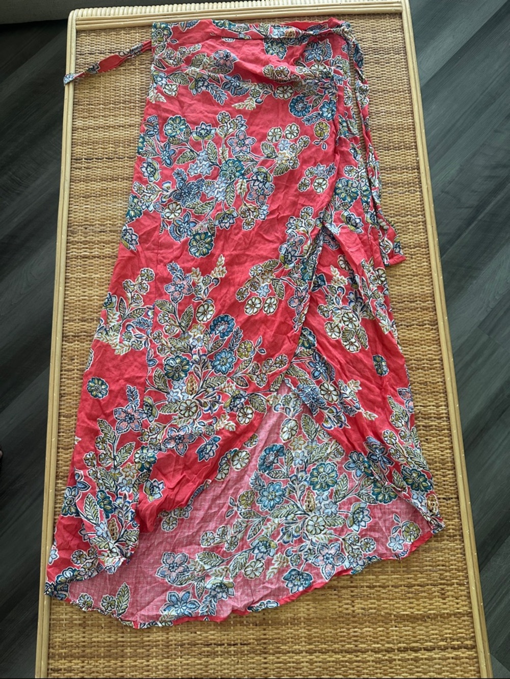 Solemio Red Floral Wrap Sarong Beach Cover-Up - Picture 5 of 6